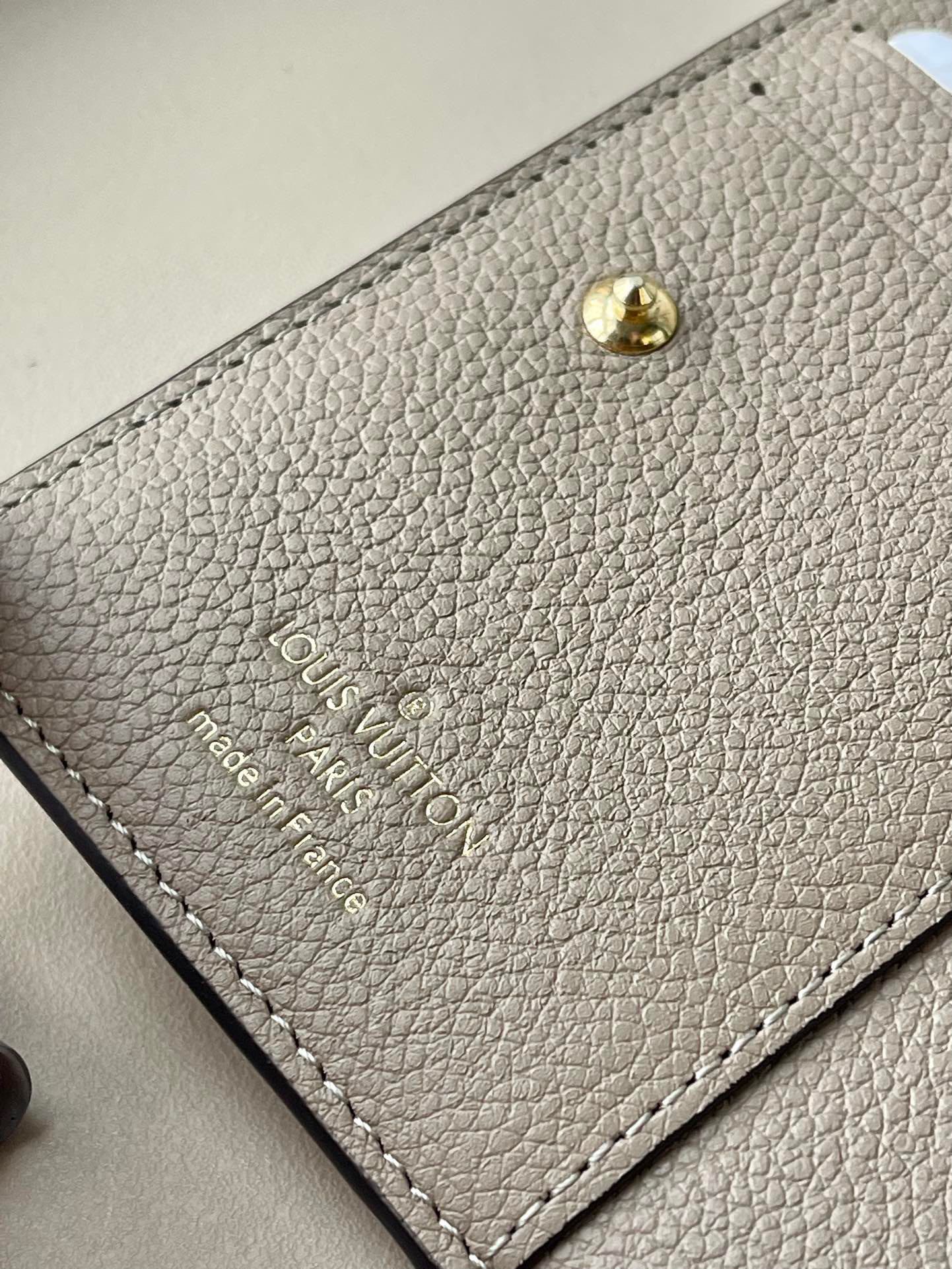 L*ouis V*uitton Top Bag