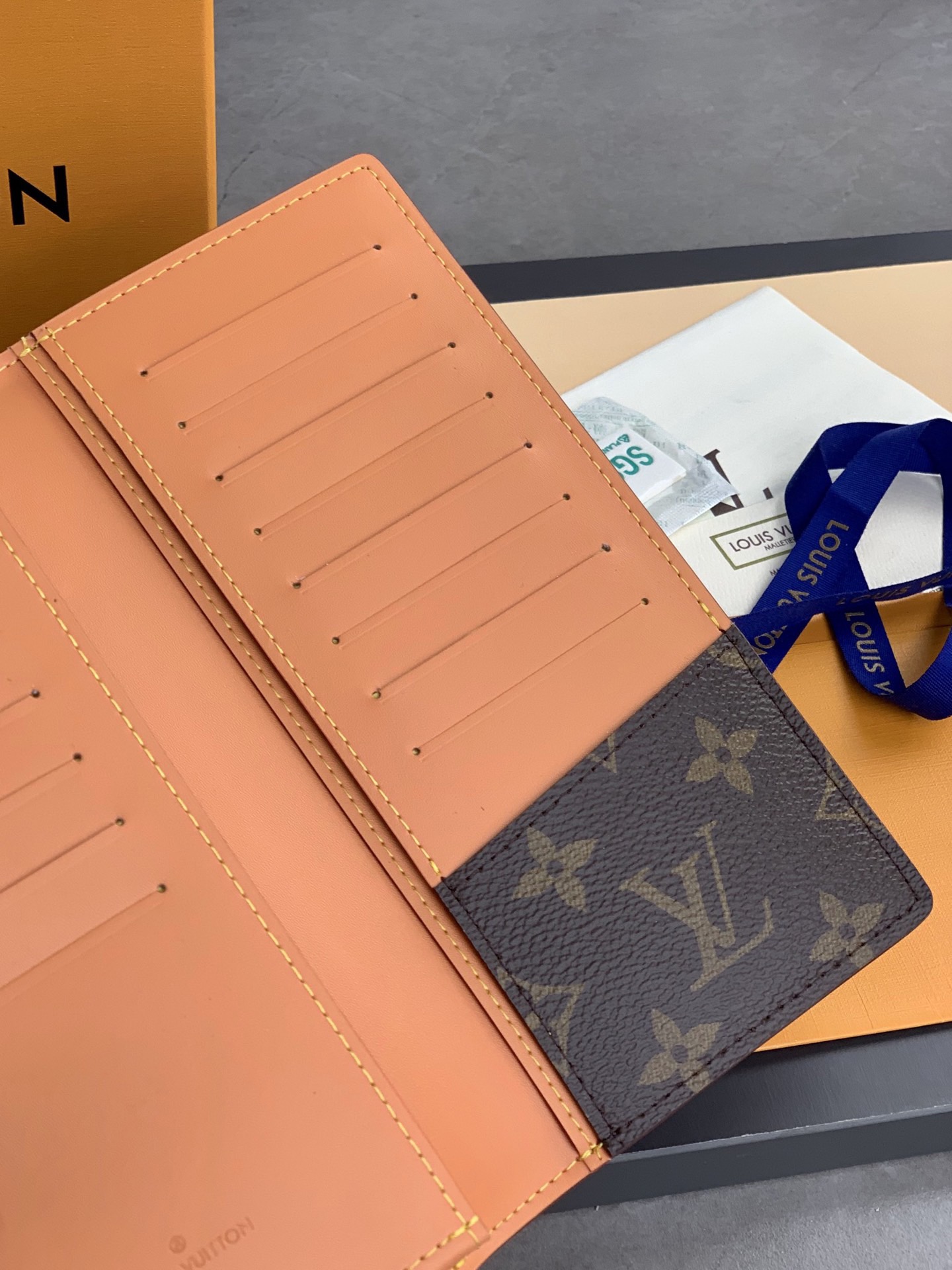 L*ouis V*uitton Top Bag