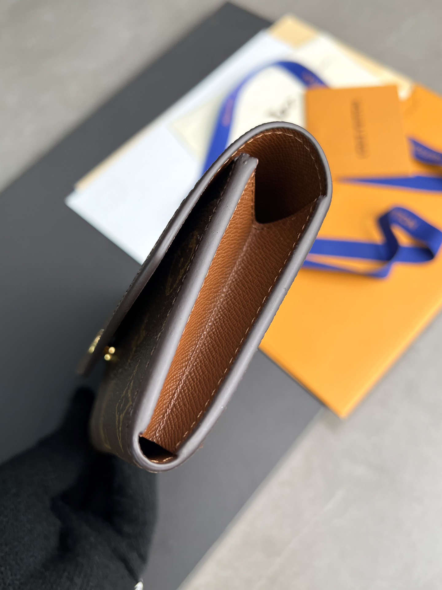 L*ouis V*uitton Top Bag