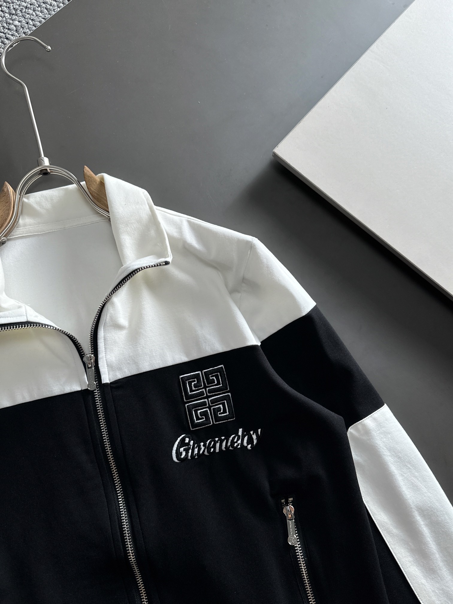 Men suits Top Quality 2023