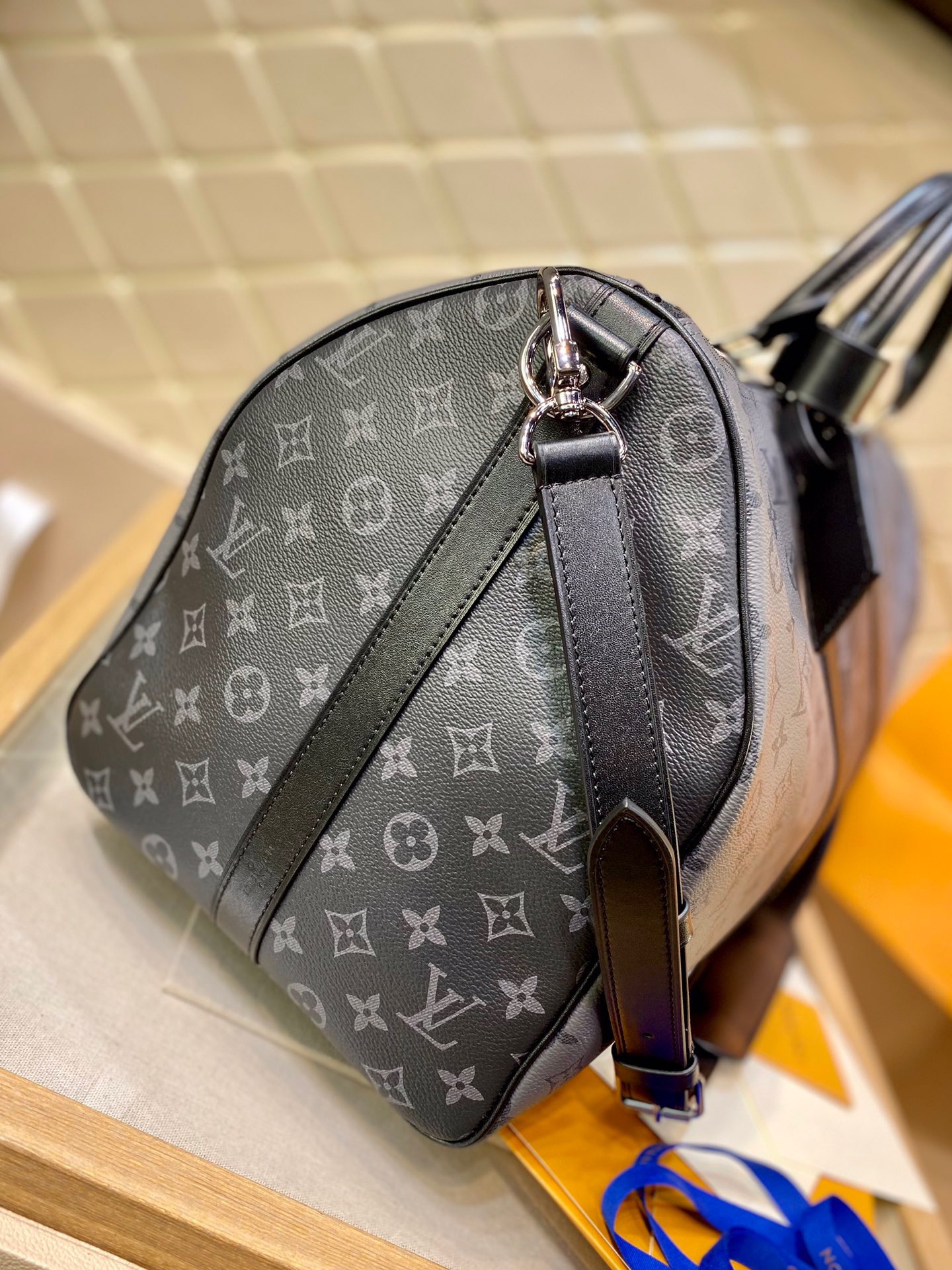 L*ouis V*uitton Top Bag