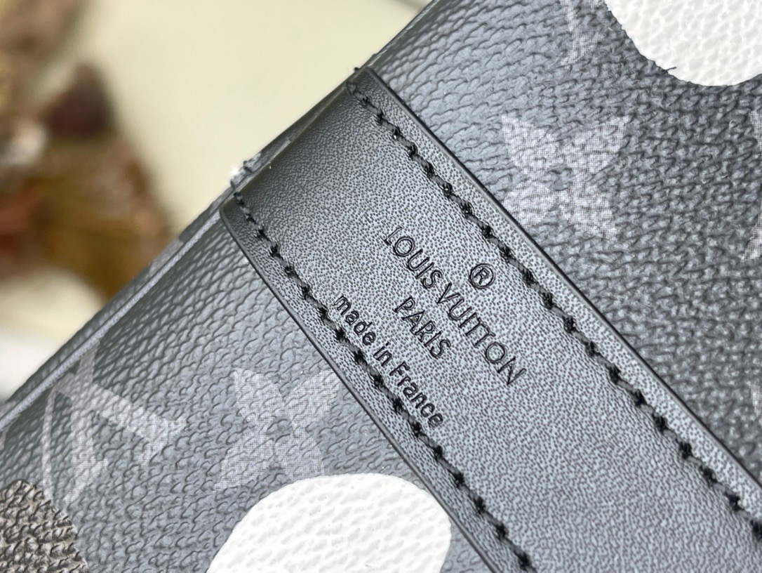 L*ouis V*uitton Top Bag