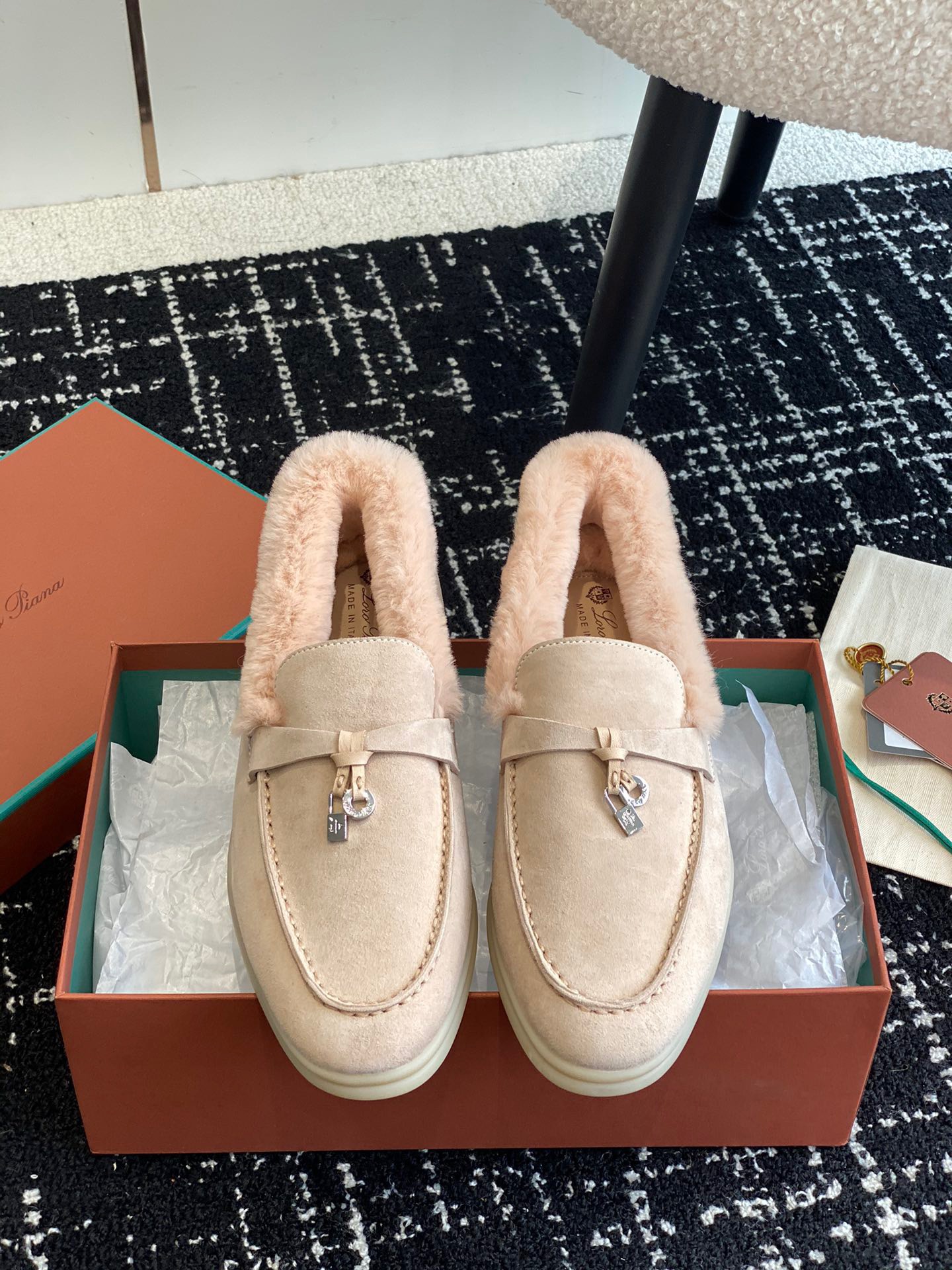 Women L*oro P*iana Top Loafer （）