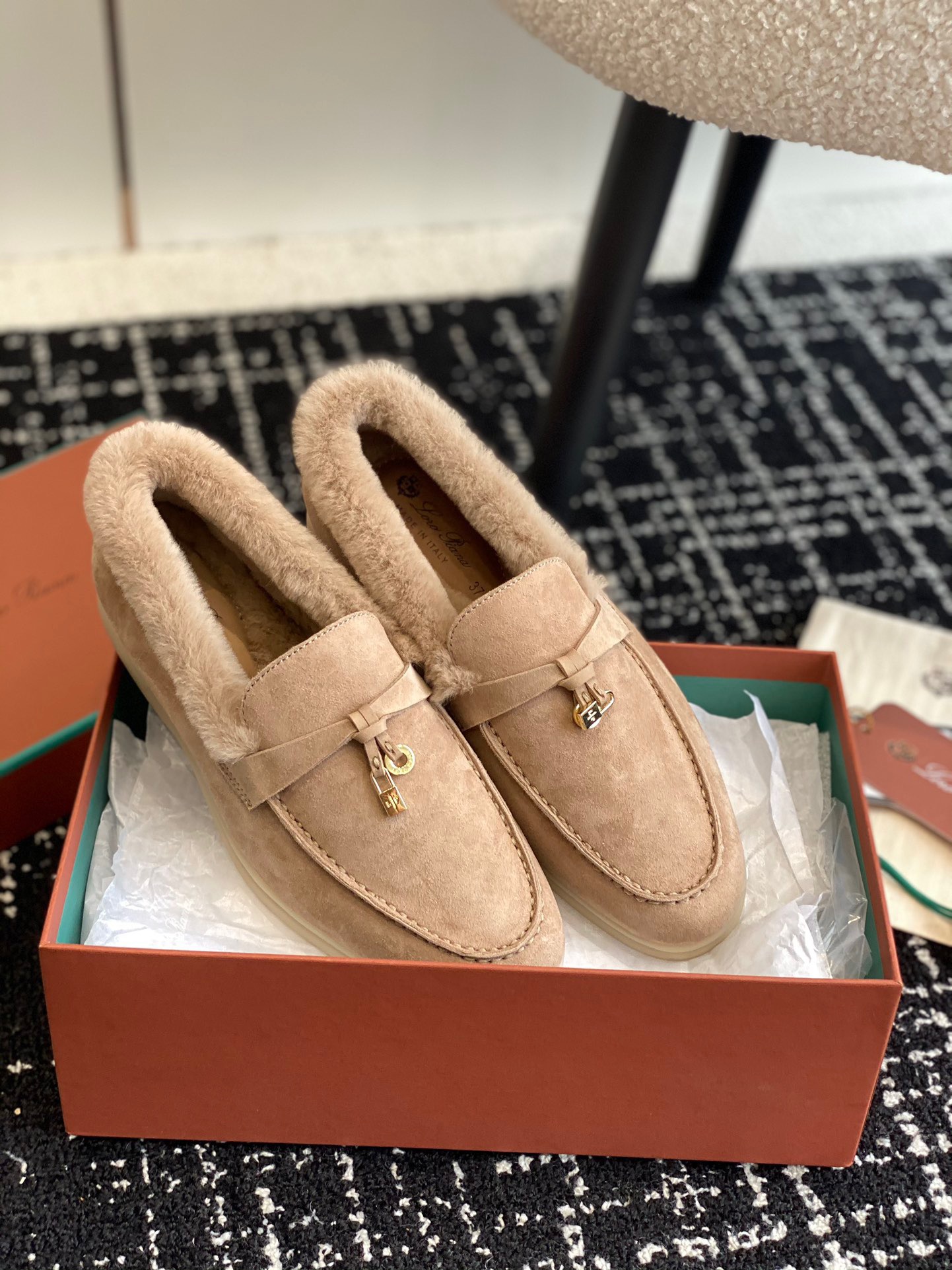 Women L*oro P*iana Top Loafer （）