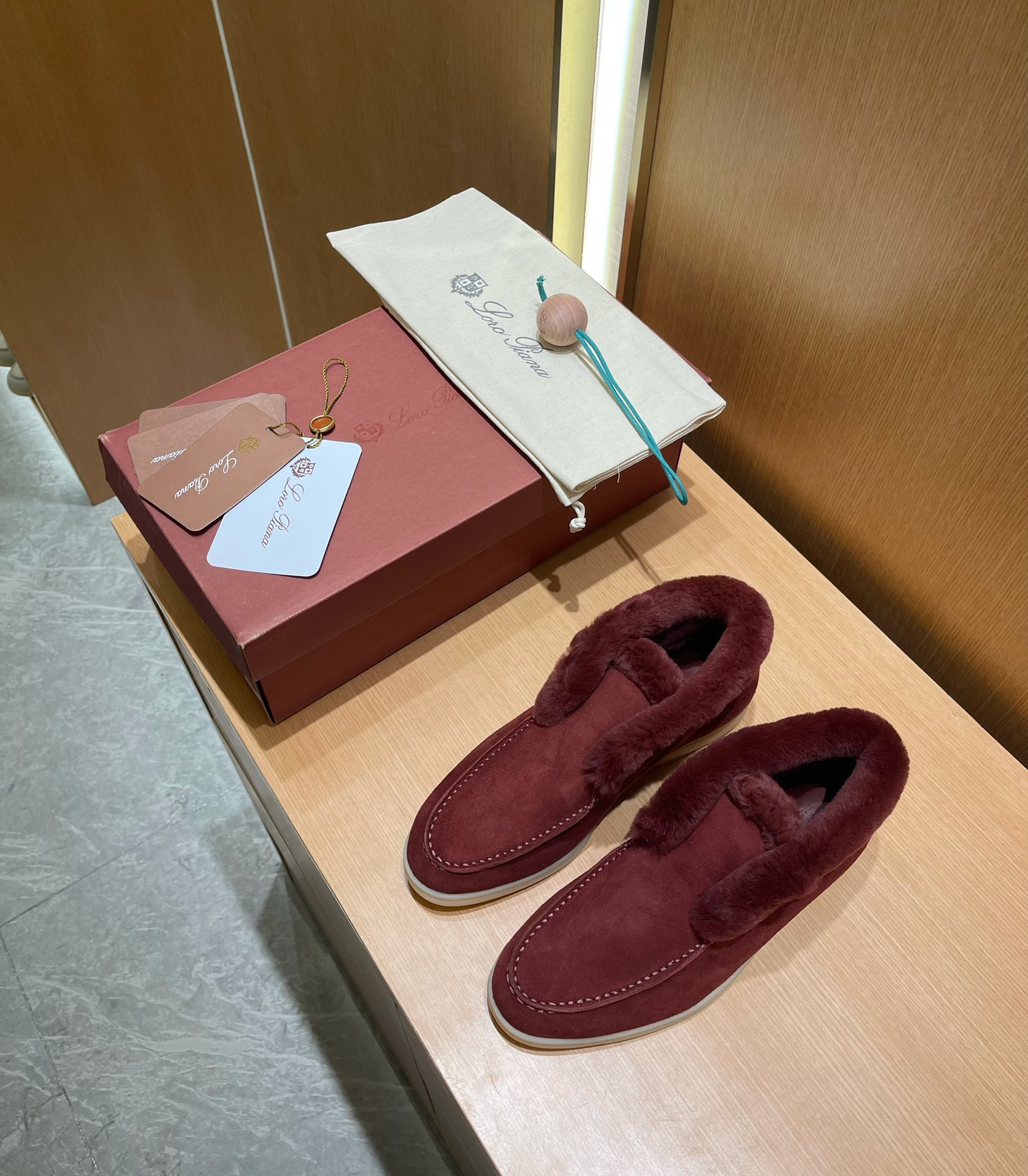 Women L*oro P*iana Top Loafer （）