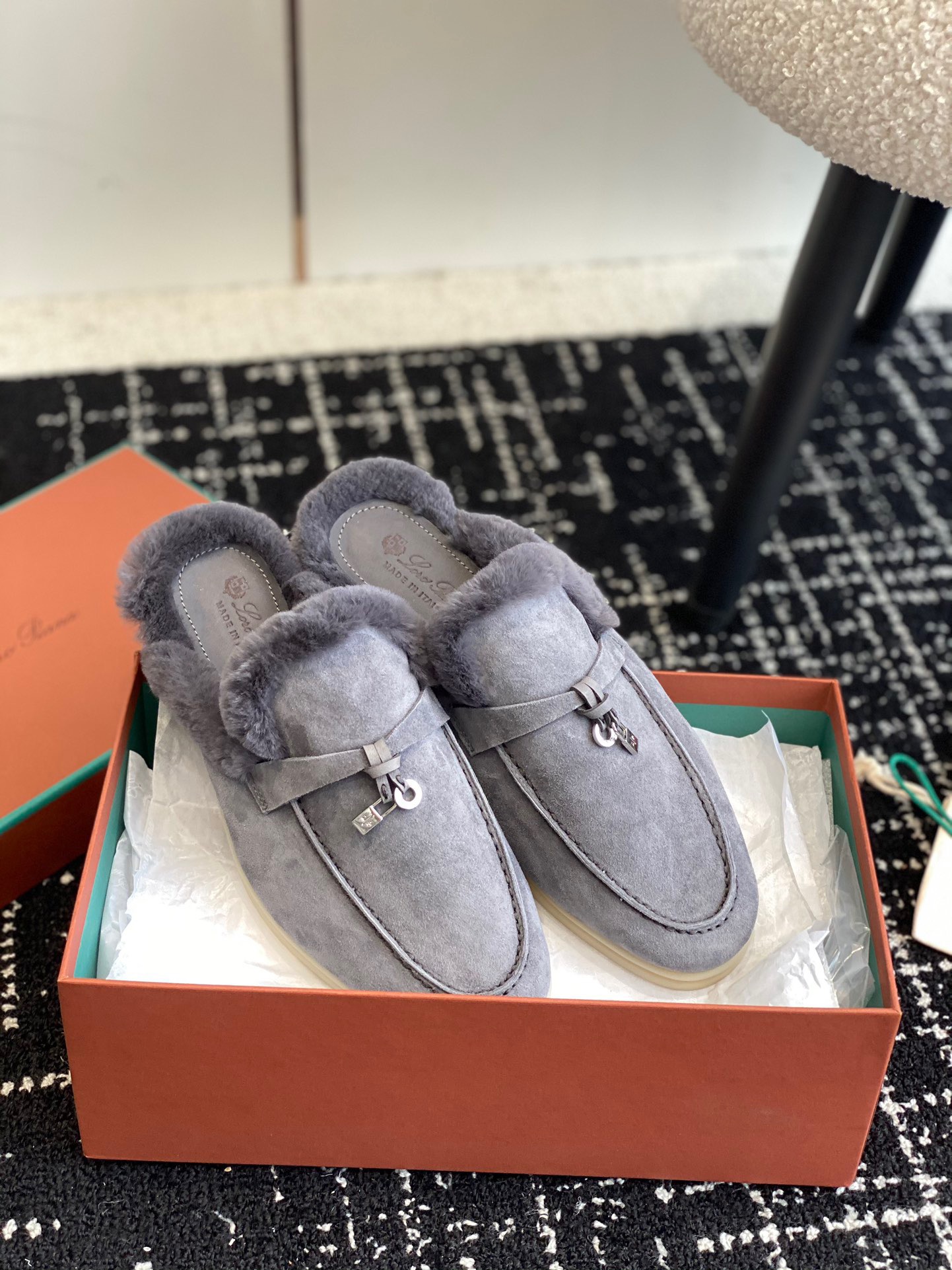 Women L*oro P*iana Top Loafer （）