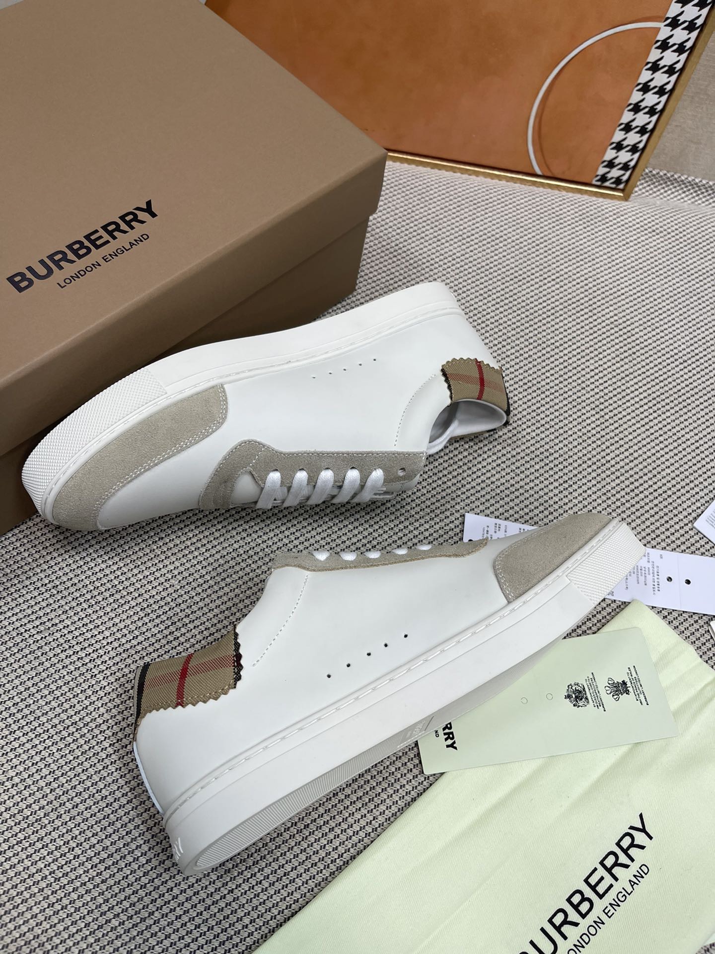 Men B*urberry Top Sneaker