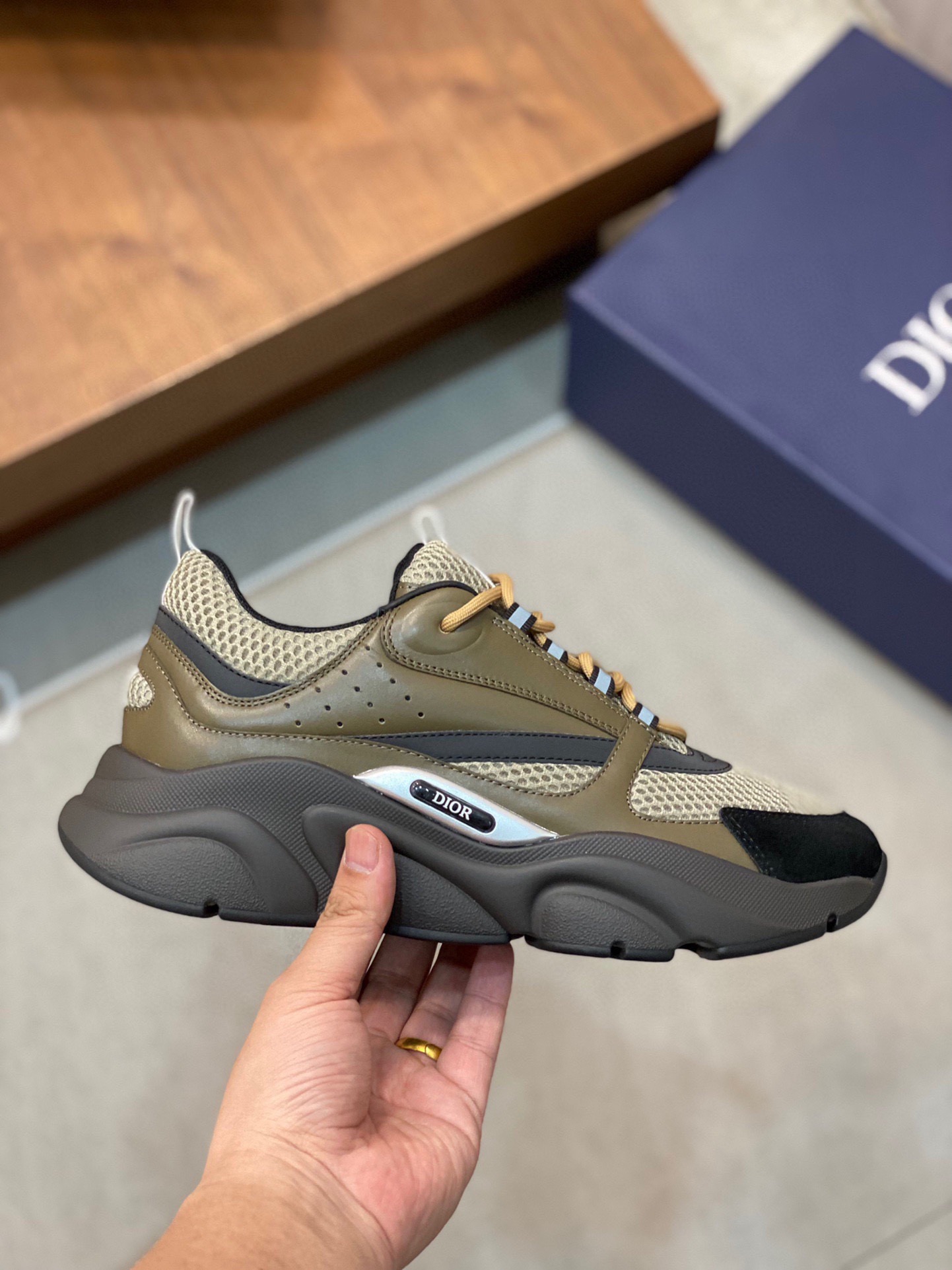 Men D*ior Top Sneaker