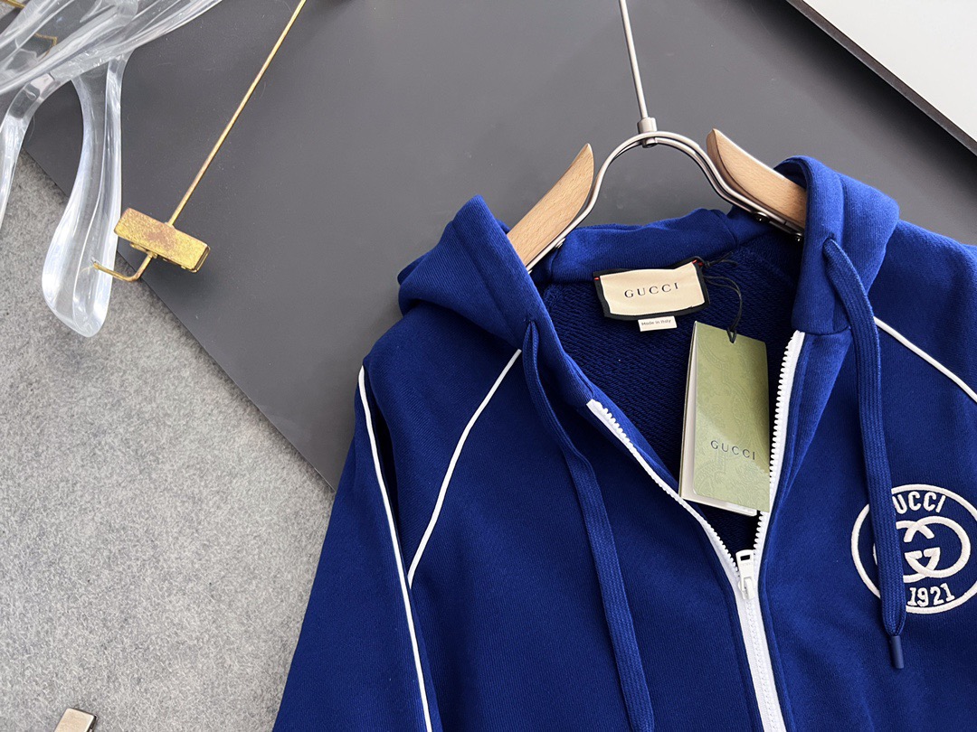 Men suits Top Quality