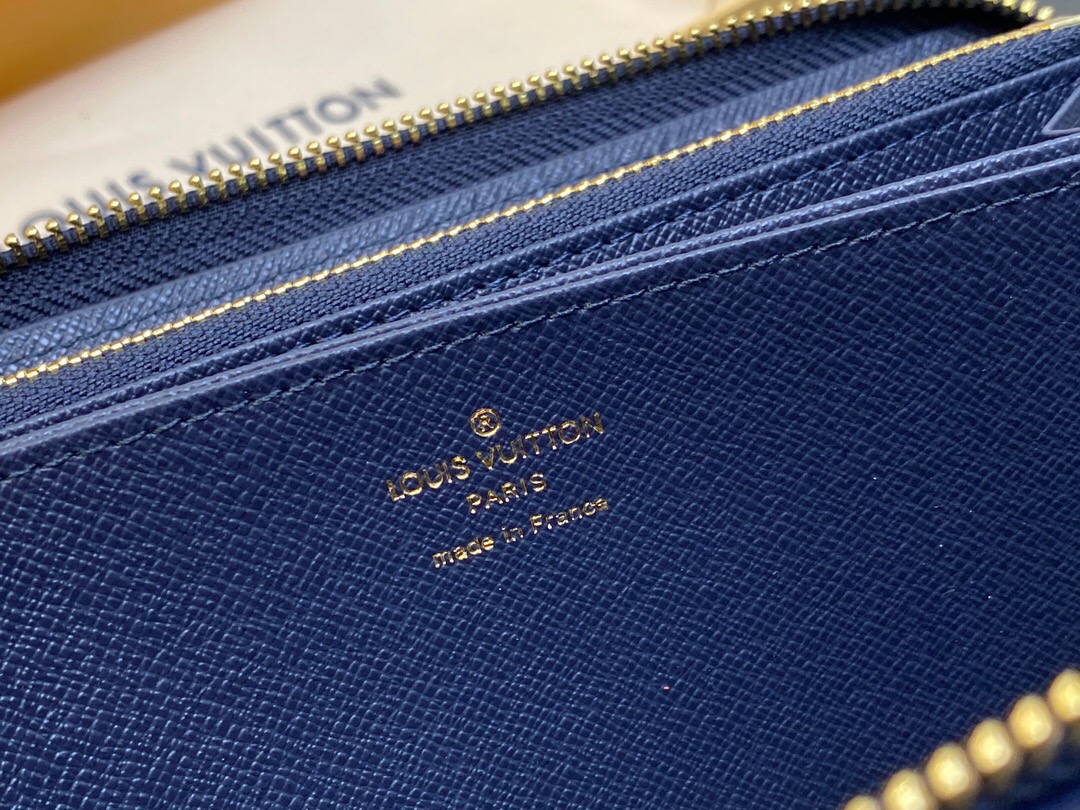 L*ouis V*uitton Top Bag