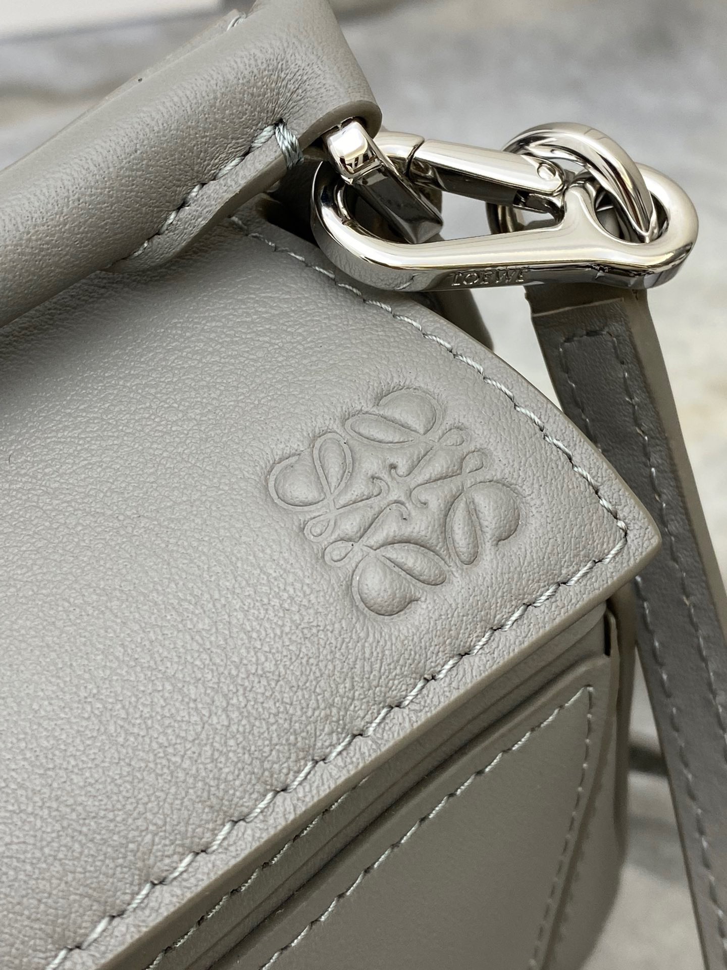 L*oewe Bag 9016 Top Quality