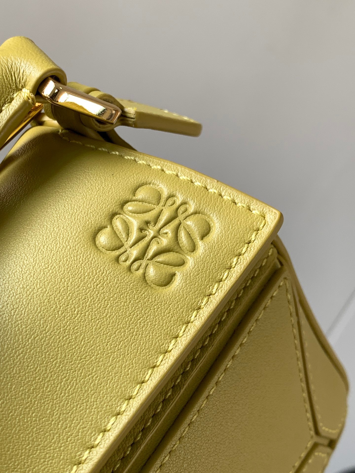 L*oewe Bag 9016 Top Quality