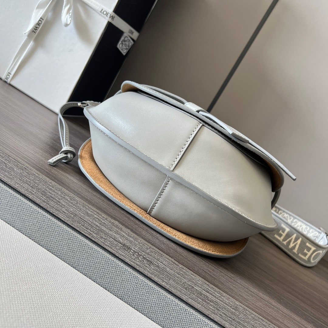 L*oewe Bag 011821 Top Quality