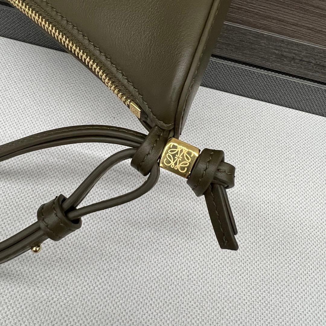 L*oewe Bag 262315 Top Quality