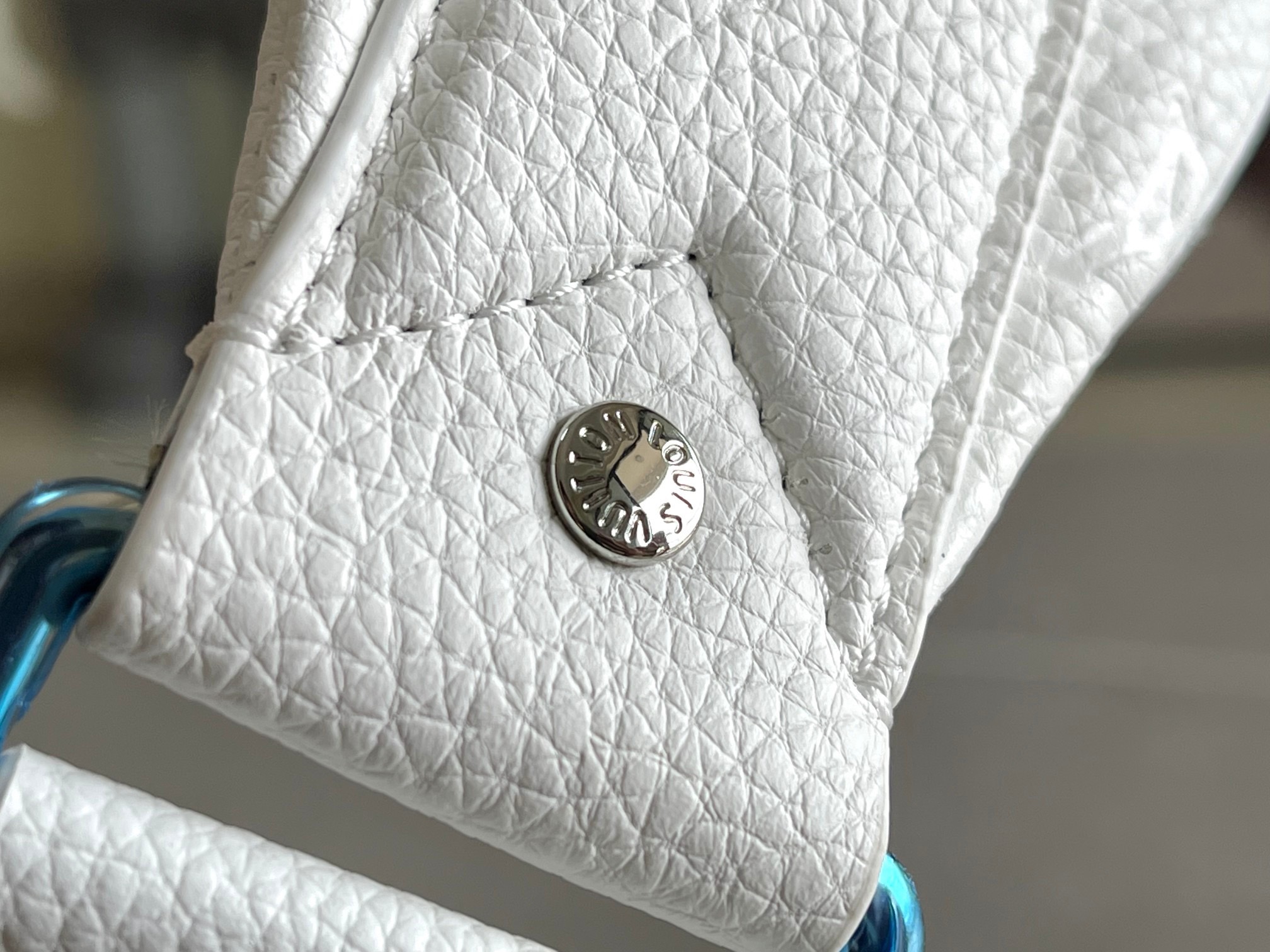 L*ouis V*uitton Top Bag