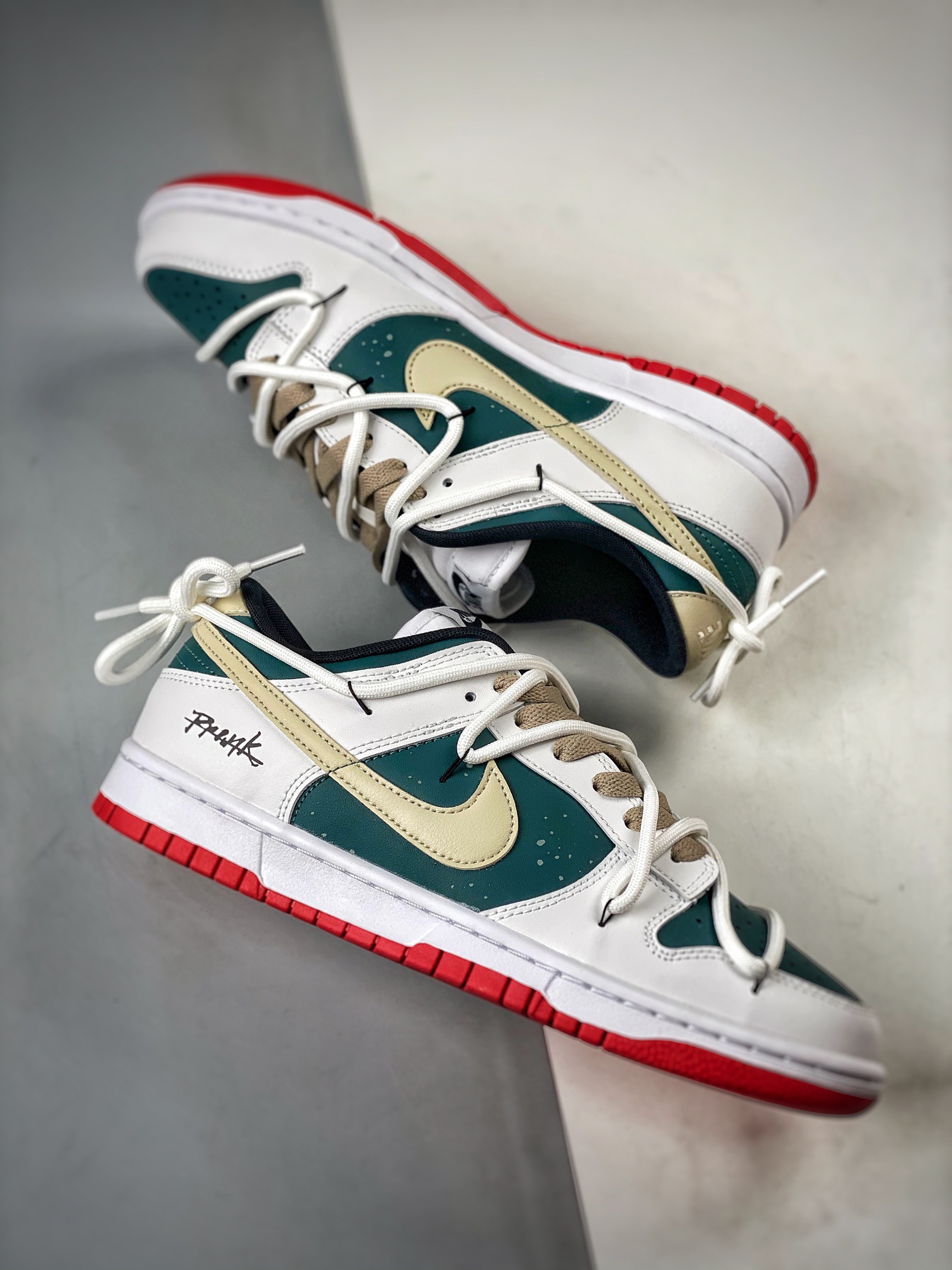 Men Women Top quality Nike SB Dunk Low