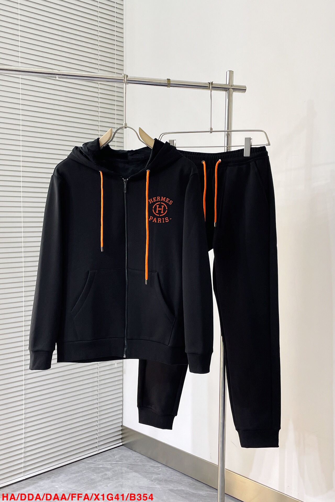 Men suits Top Quality