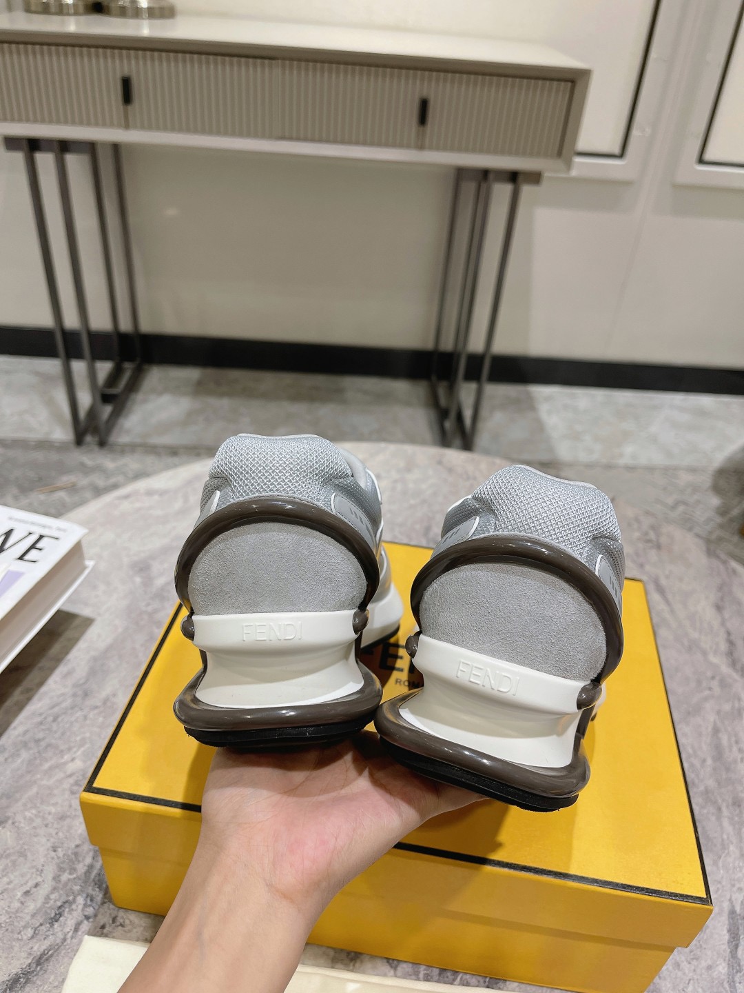 Men Women F*endi Top Sneaker