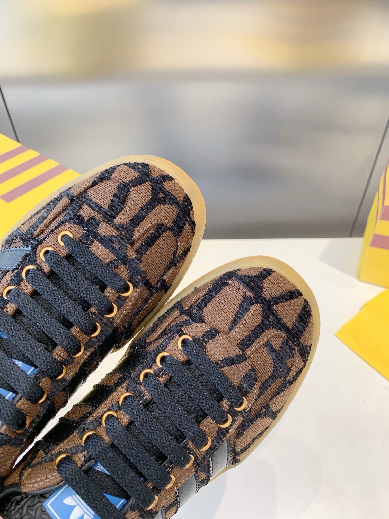 Men Women G*ucci Top Sneaker