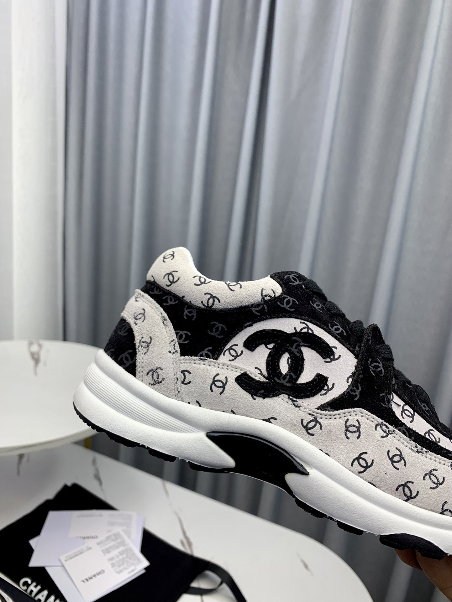 Men Women C*hanel Top Sneaker