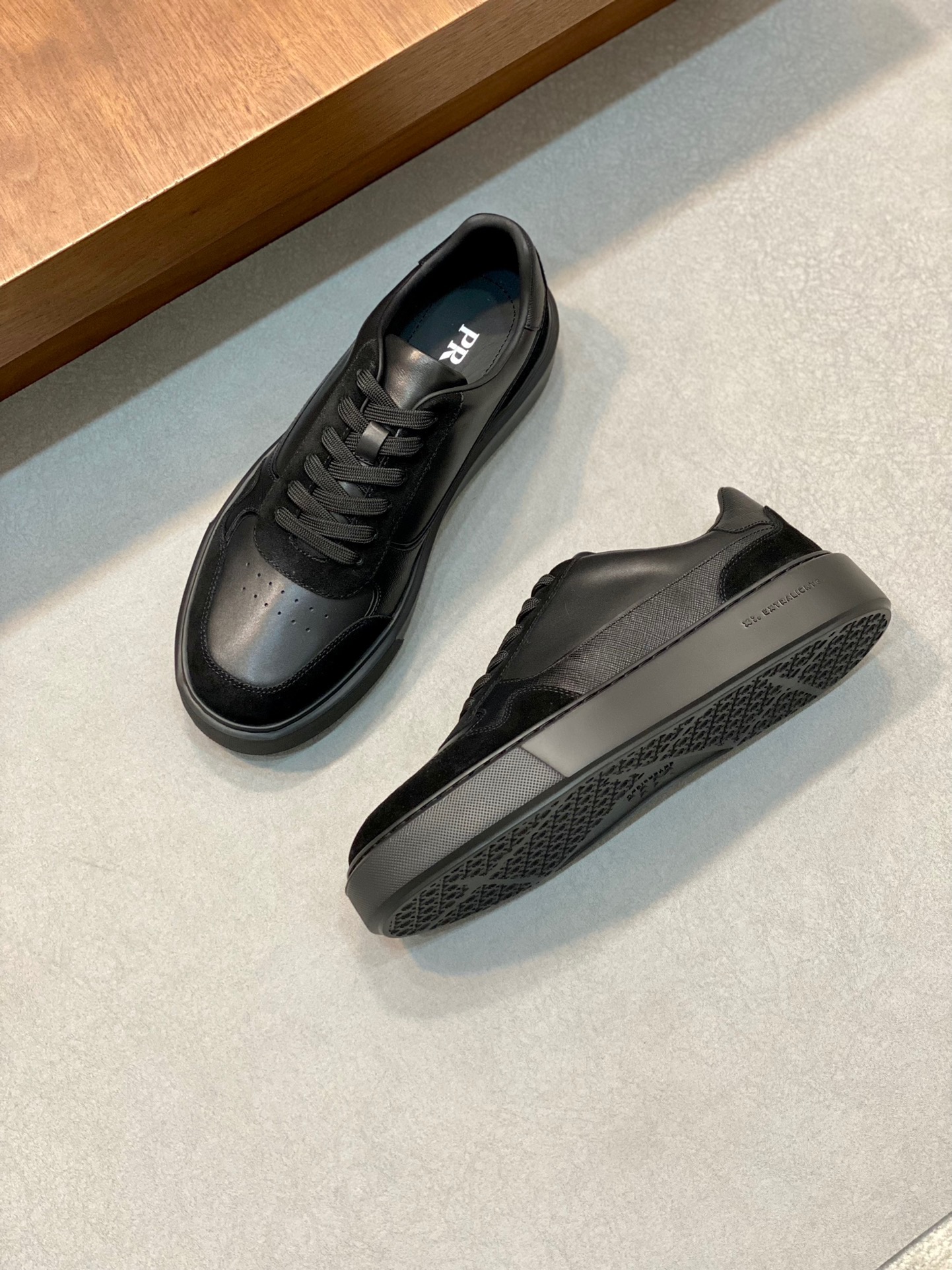 Men P*rada Top Sneaker