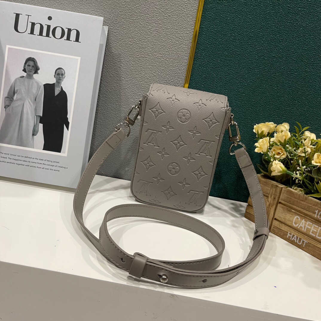 L*ouis V*uitton Top Bag