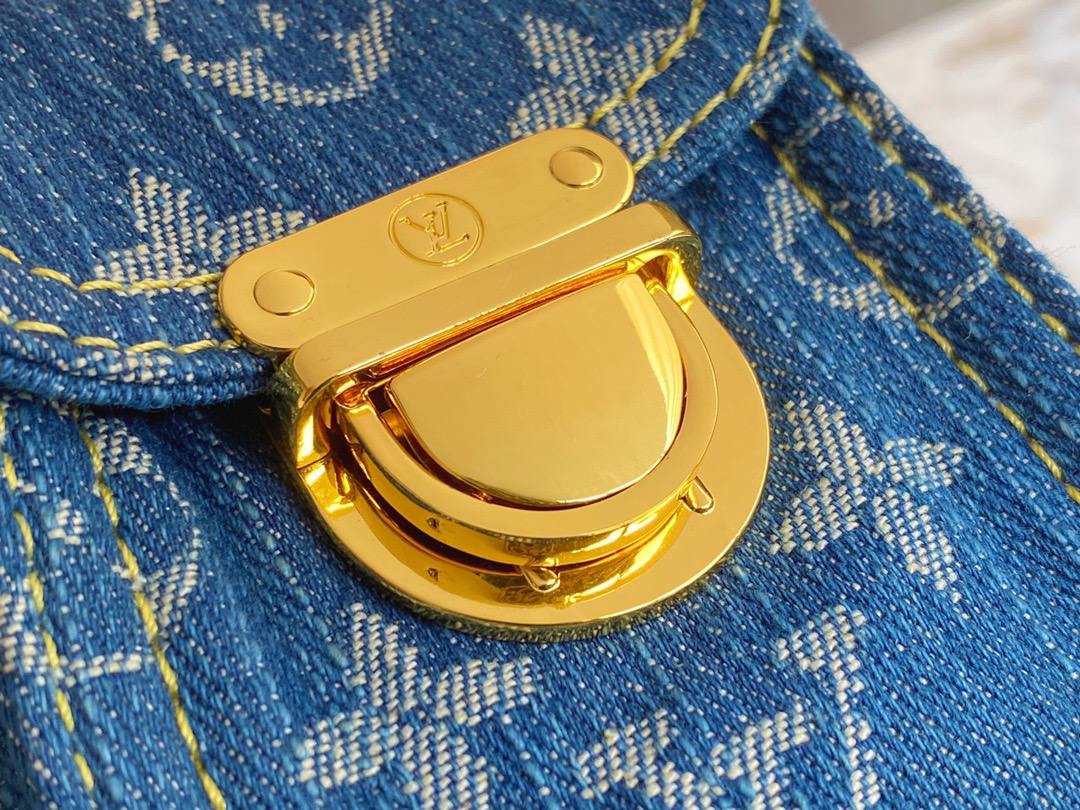 L*ouis V*uitton Top Bag