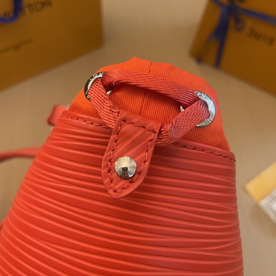 L*ouis V*uitton Top Bag