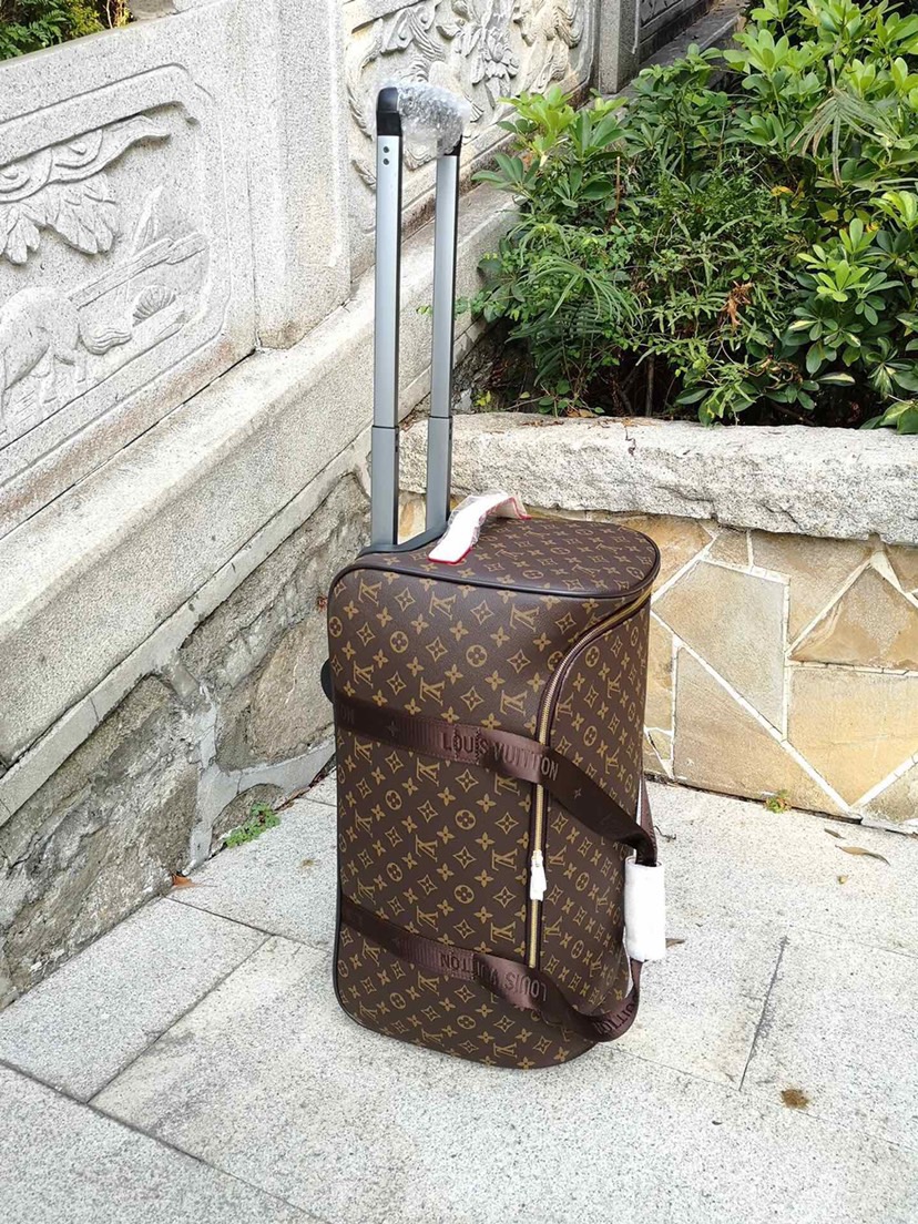 L*ouis V*uitton Luggage
