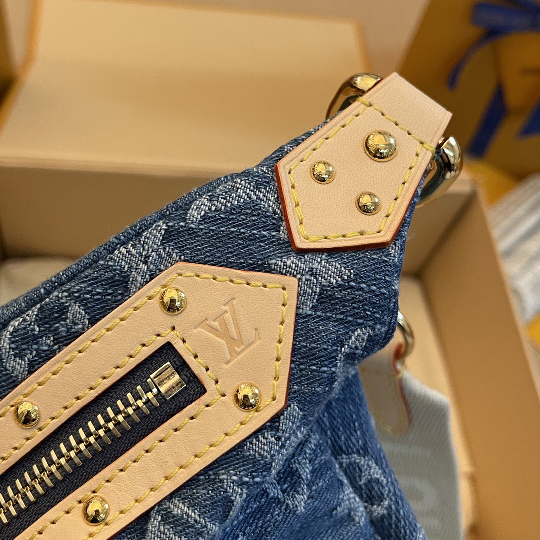 L*ouis V*uitton Top Bag