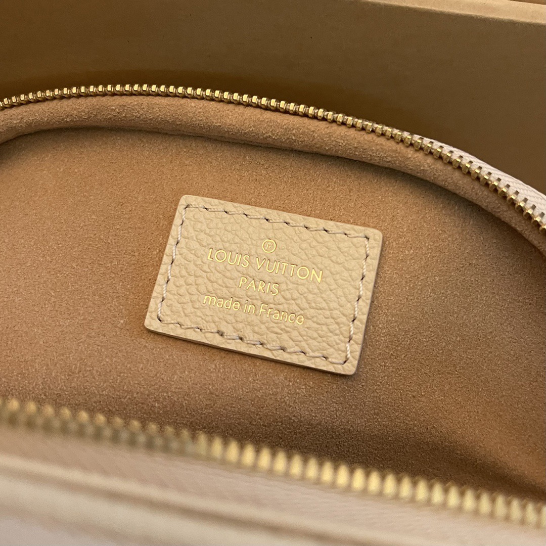 L*ouis V*uitton Top Bag