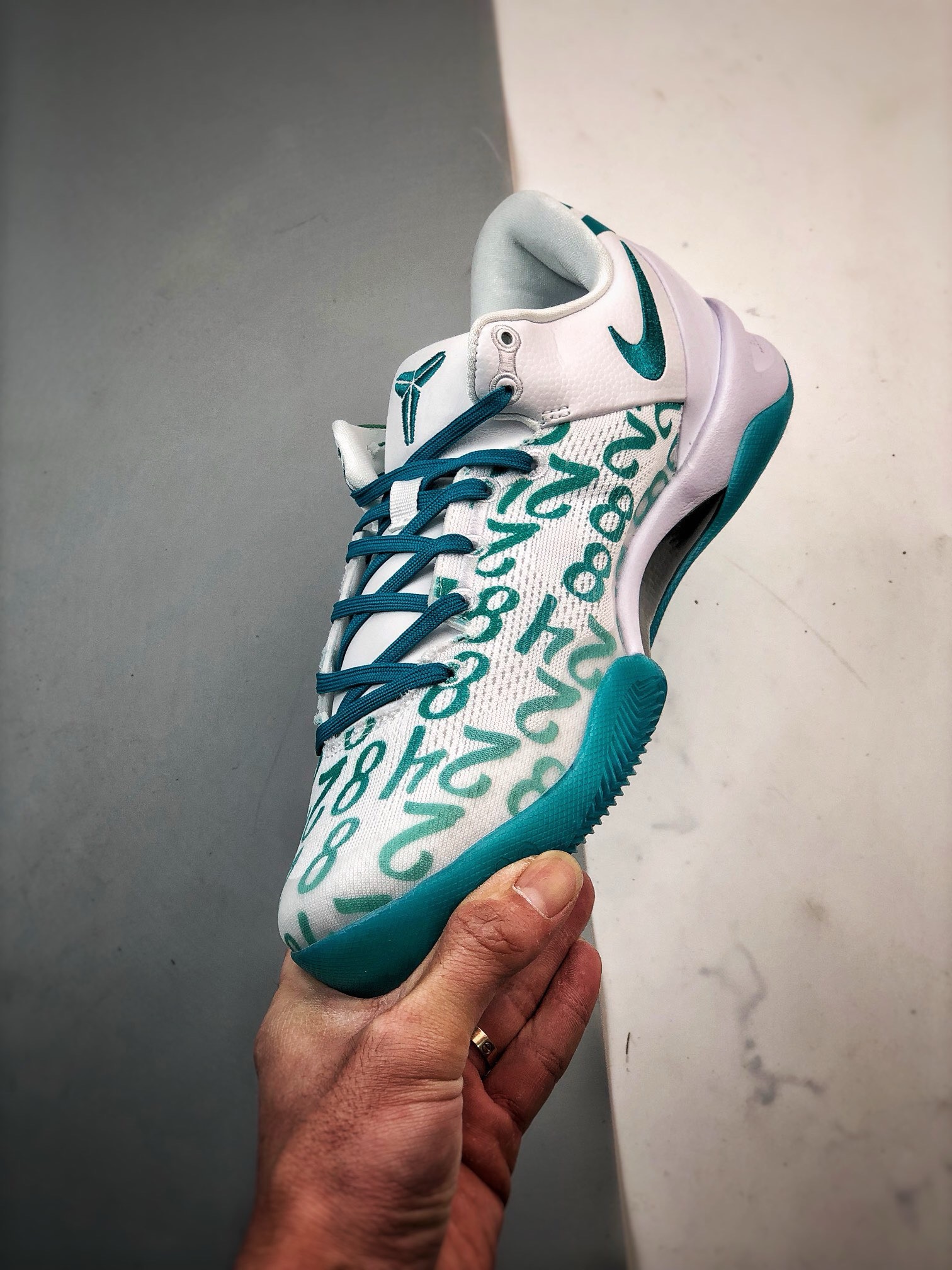 Great quality NIKE Kobe 8