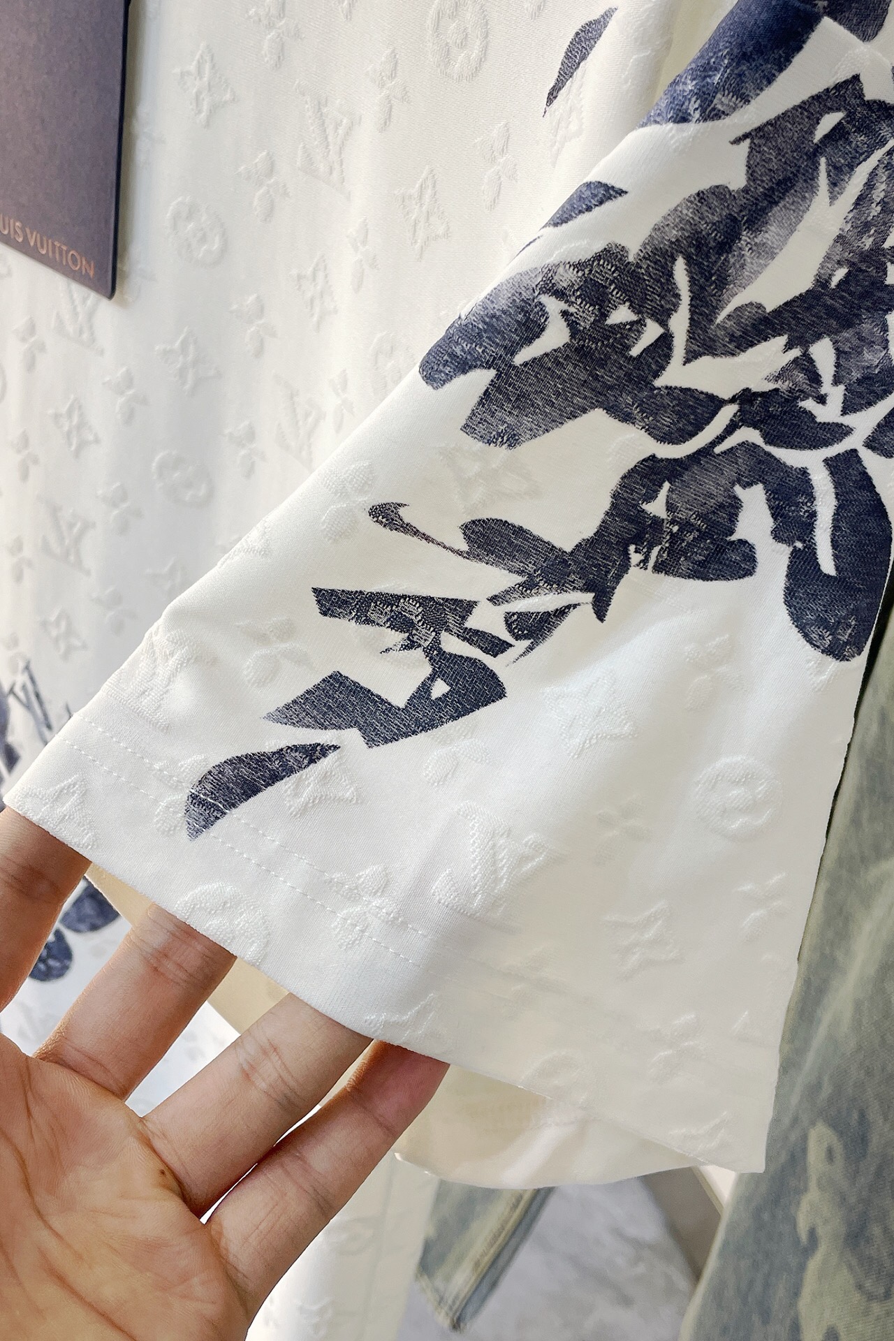 Men T-shirt Top Quality