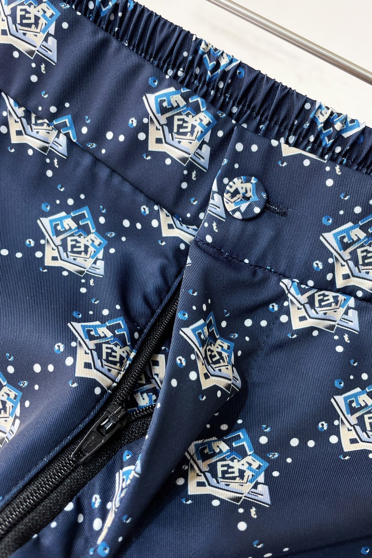 Men suits Top Quality