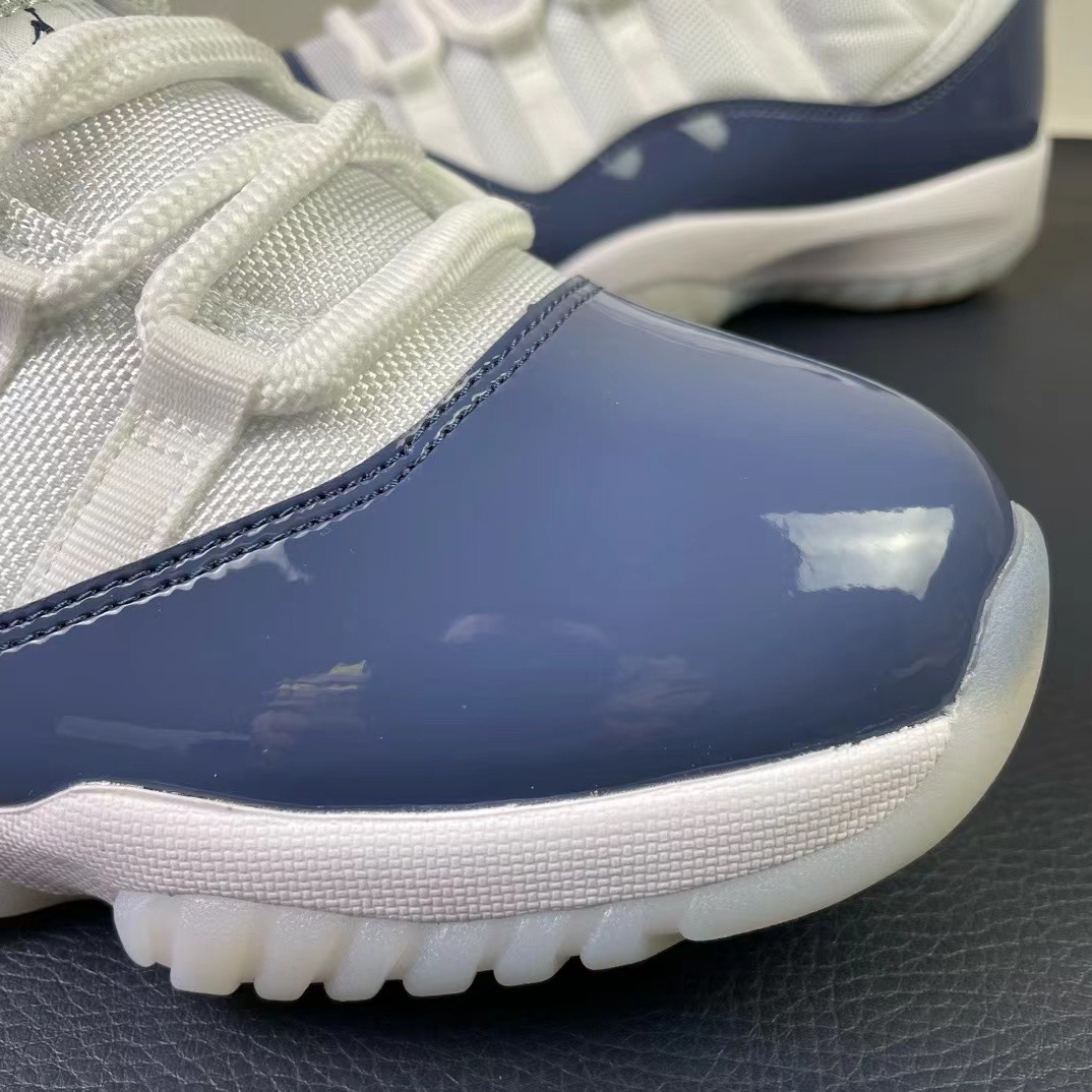 NIKE Air Jordan 11（）