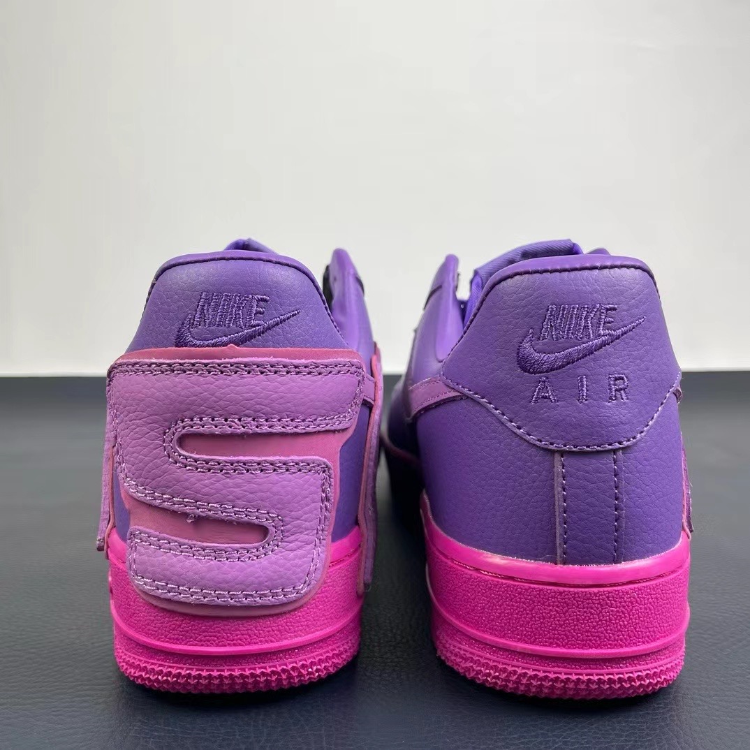from Nike Air Force 1 07