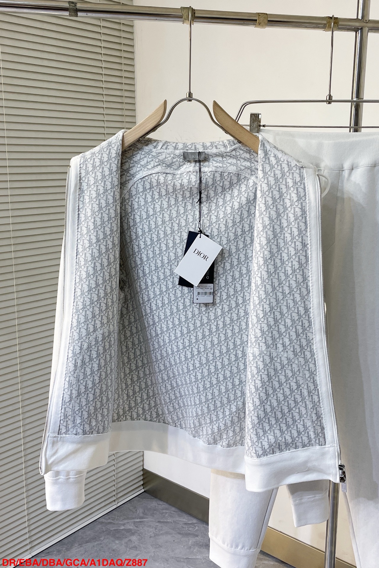 Men suits Top Quality