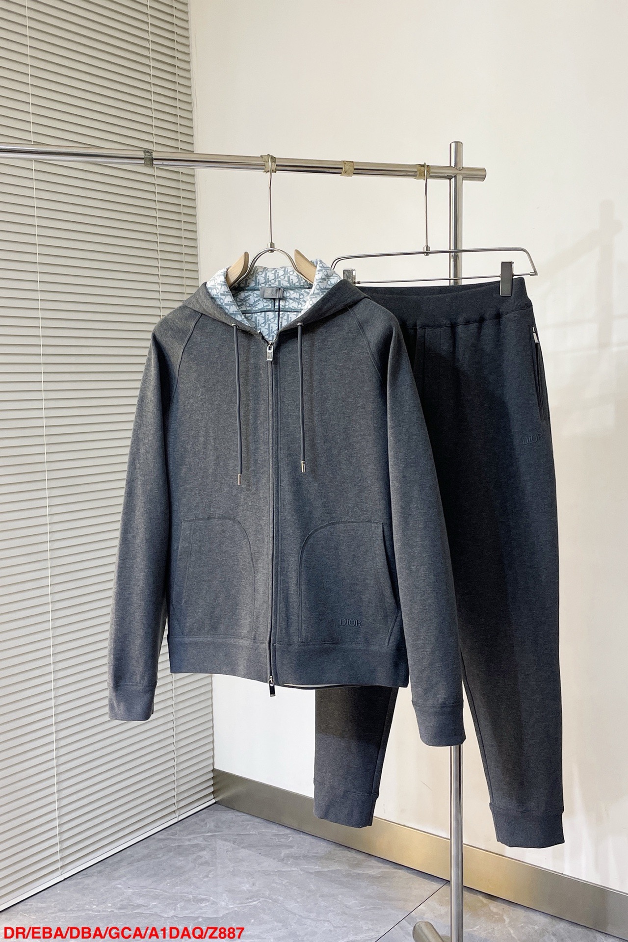 Men suits Top Quality