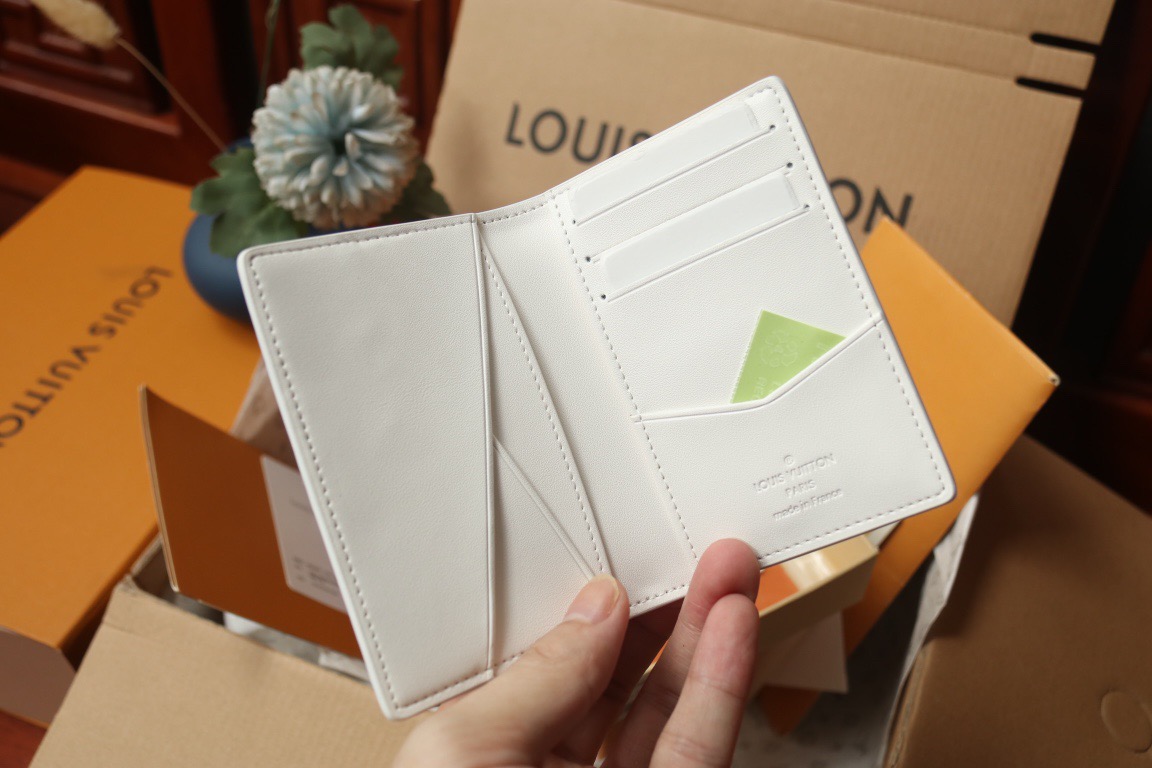 L*ouis V*uitton Top Bag