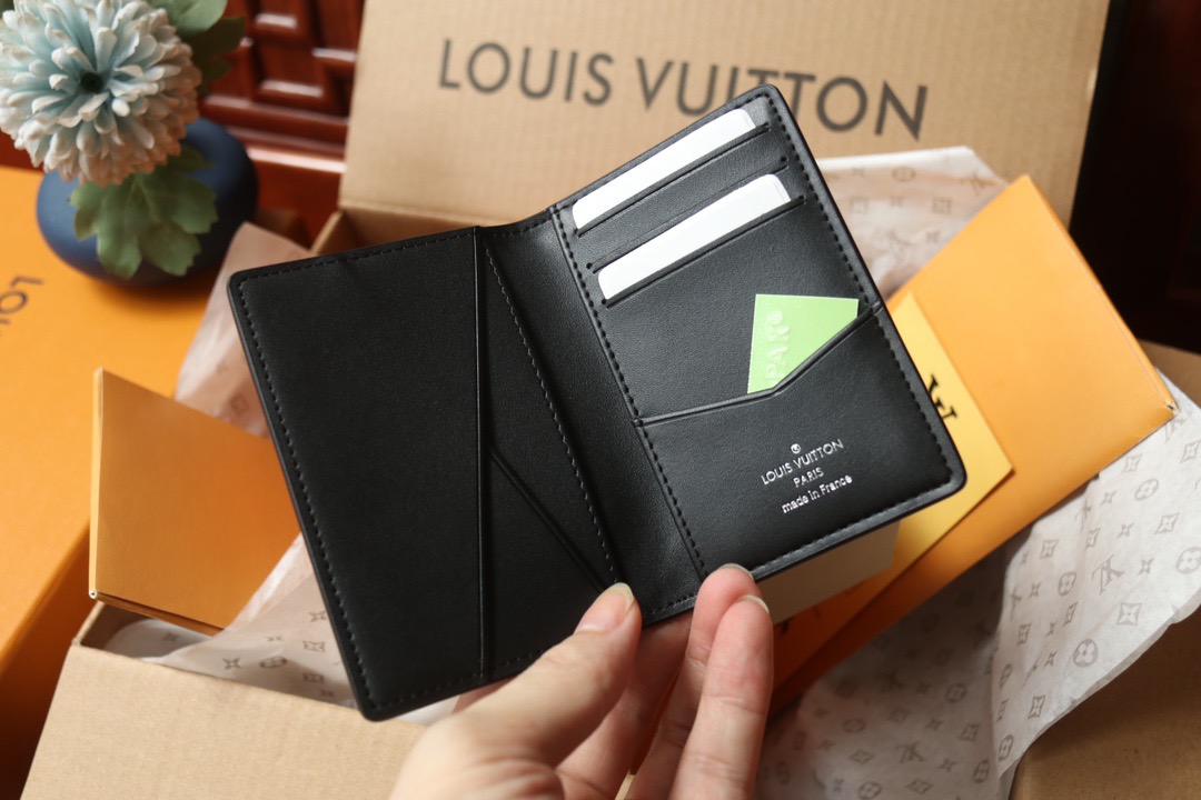 L*ouis V*uitton Top Bag