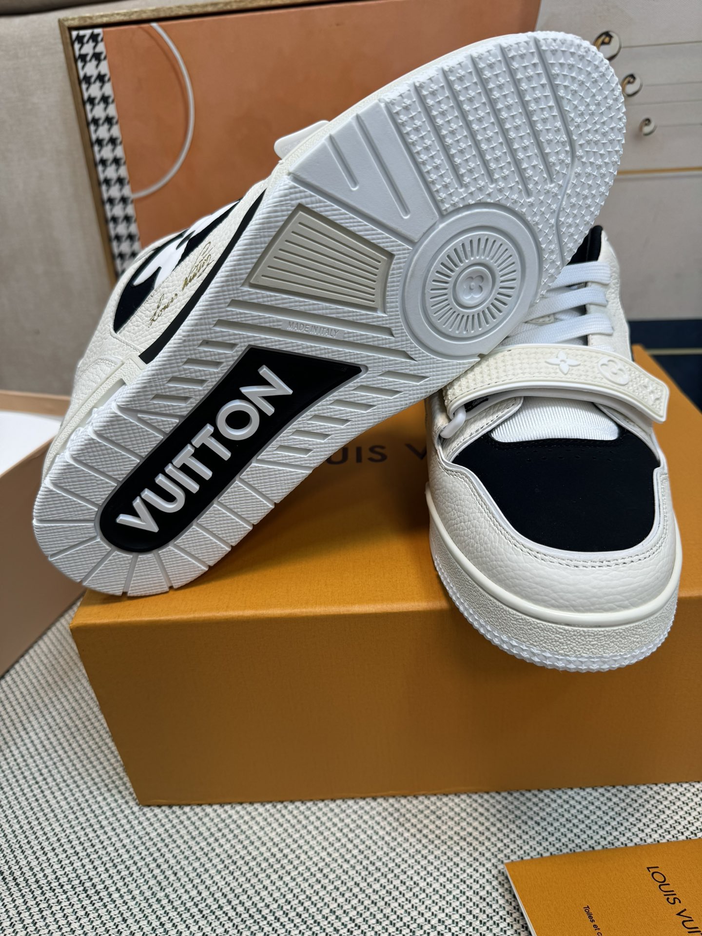 Men Women L*ouis V*uitton Top Sneaker L*V Trainer