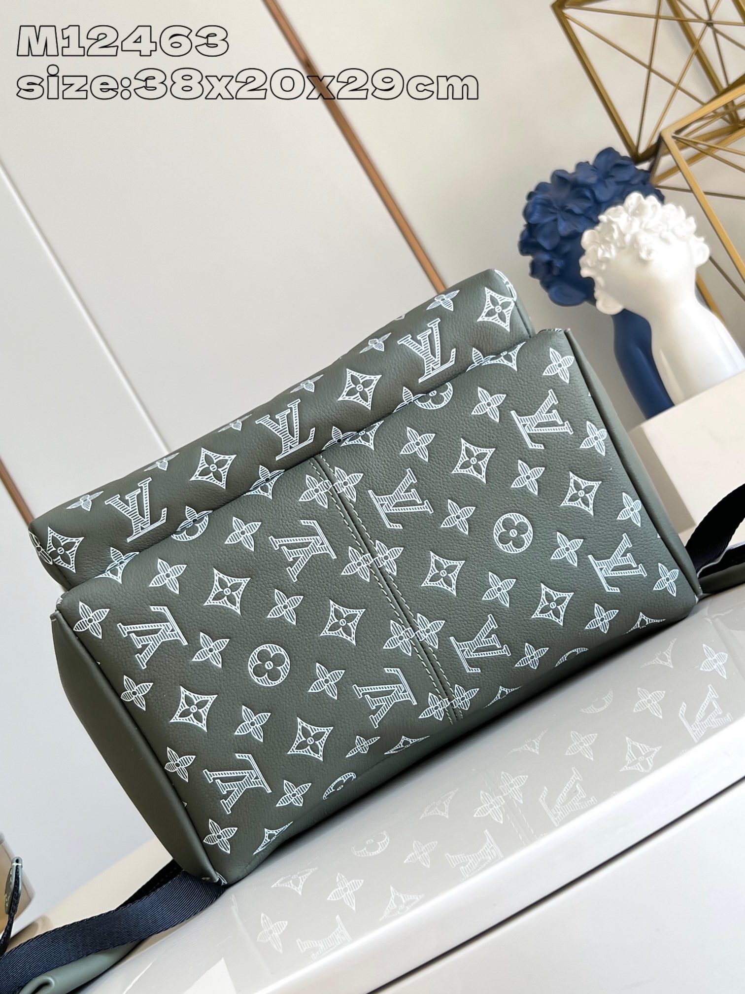 L*ouis V*uitton Top Bag