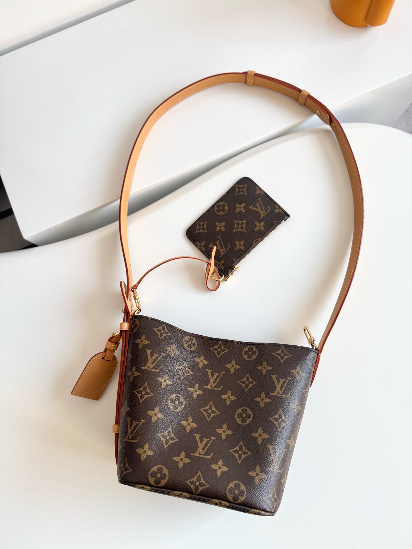 L*ouis V*uitton Top Bag