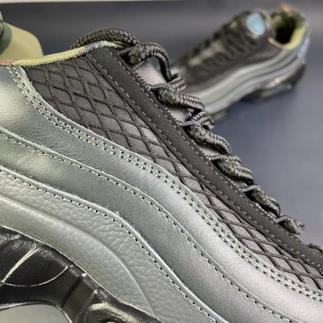 Nike Air Max95+Corteiz ）