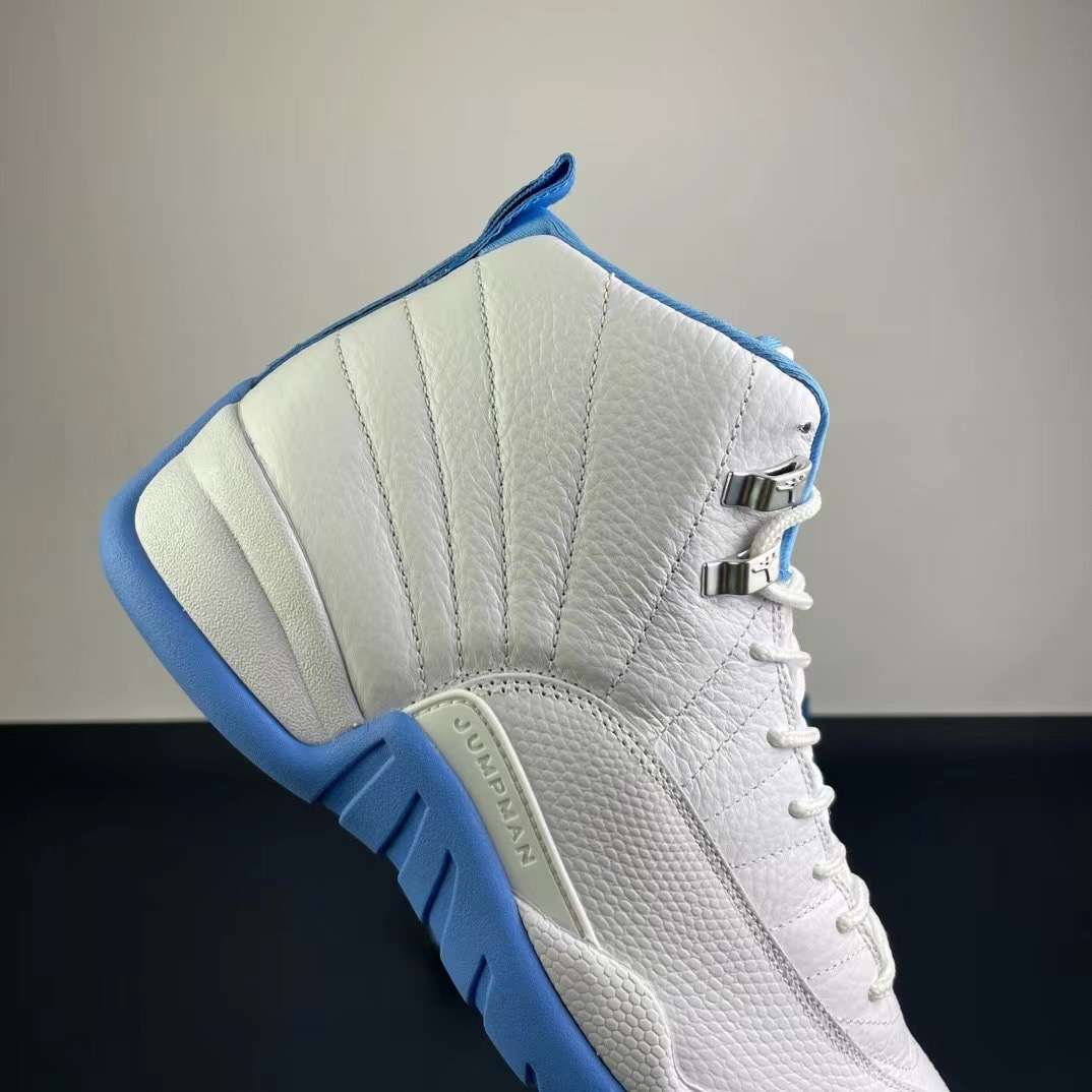 Air Jordan 12
