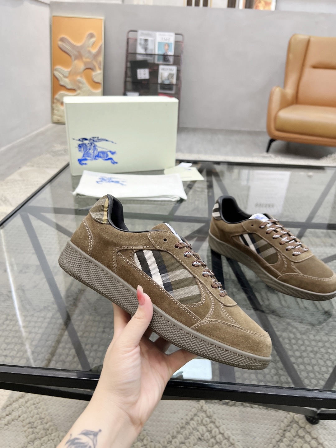 Men B*rberry Sneaker （）