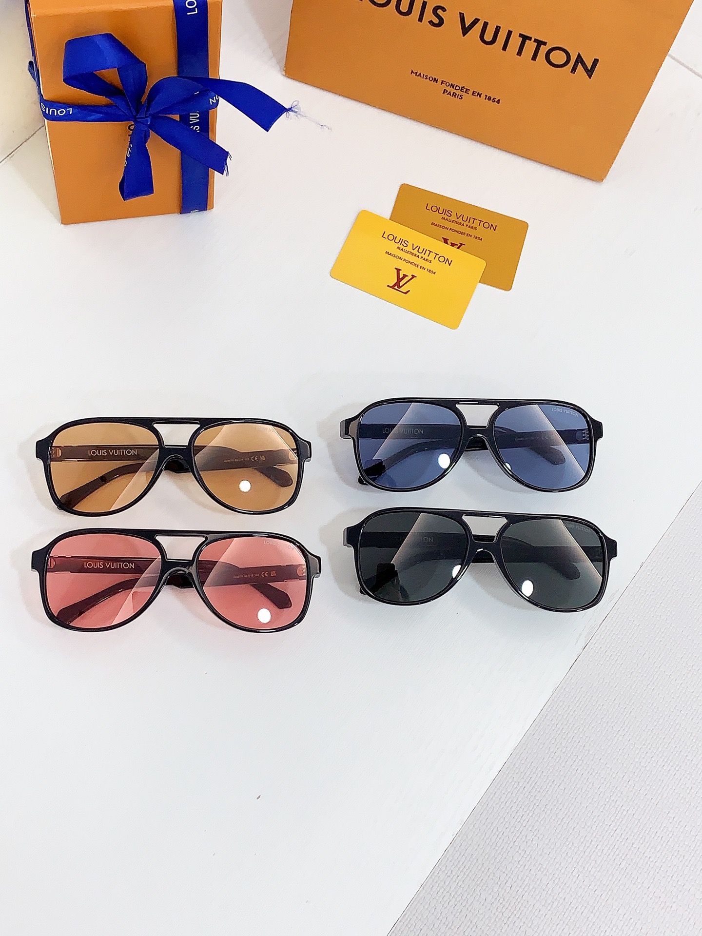 Top Quality L*ouis V*uitton Glasses