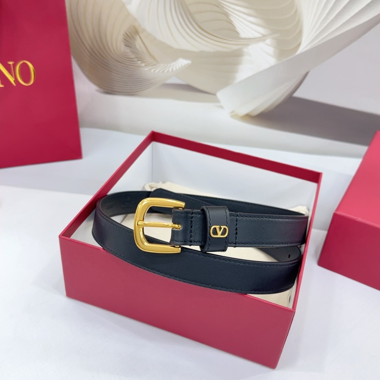 V*alentino Belts Top Quality