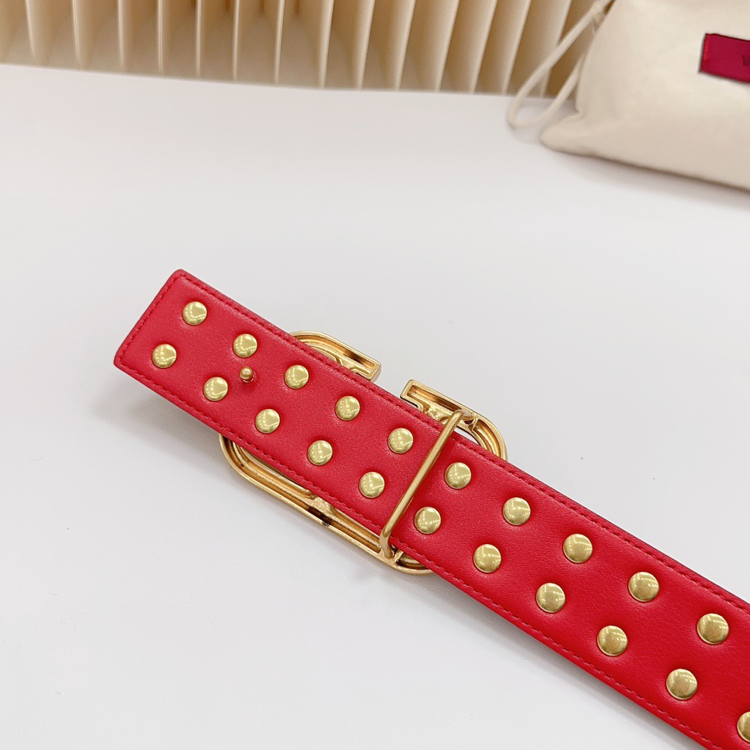 V*alentino Belts Top Quality