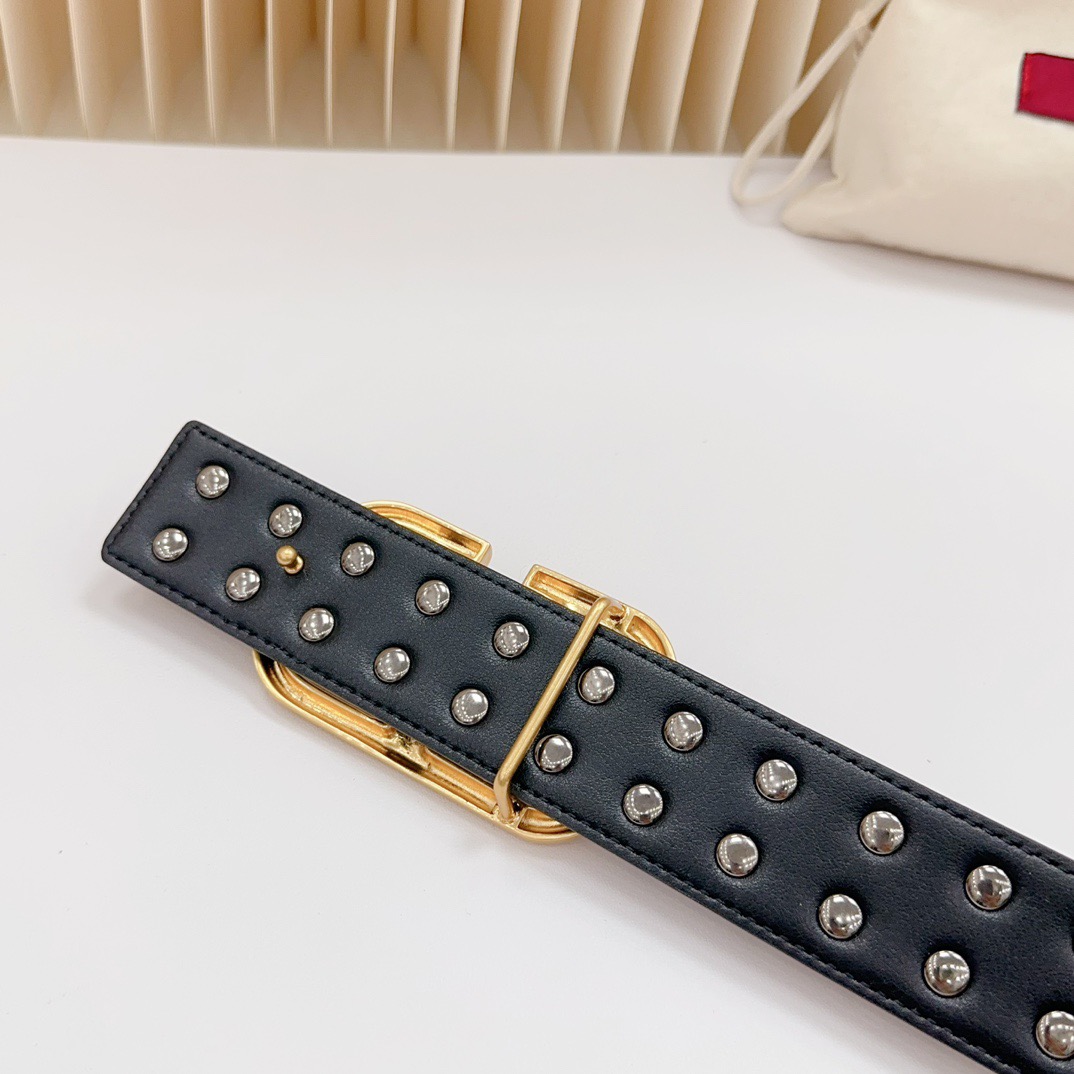 V*alentino Belts Top Quality